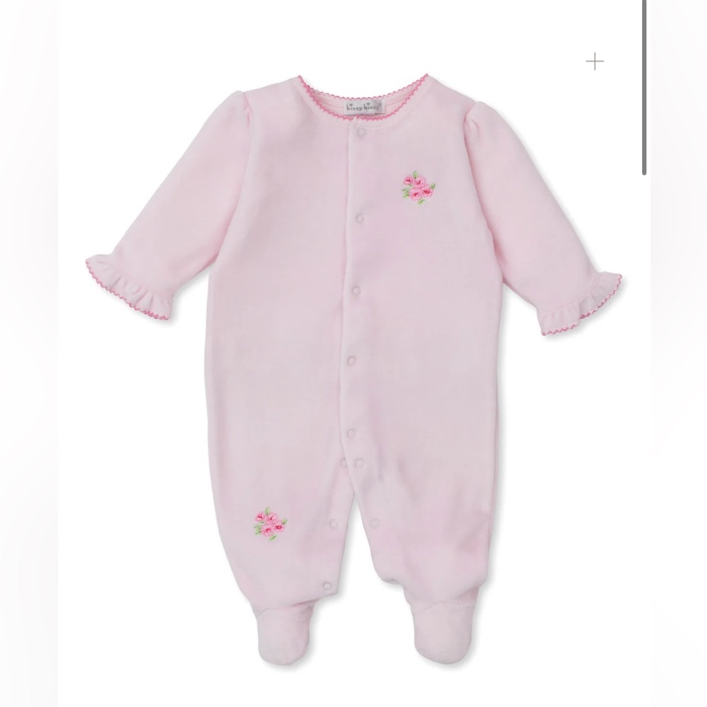Kissy Kissy Roses and Blooms Pink Velour
Footie, 6-9 Months